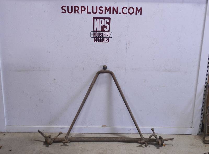 lot 98 image: FORD Model A Front Axle Assembly