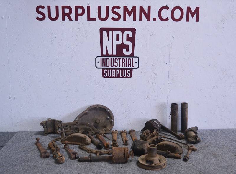lot 118 image: FORD Model A Parts