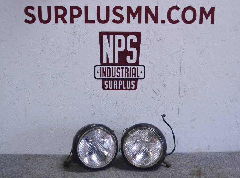 lot 147 image: Pair of BLC Headlights