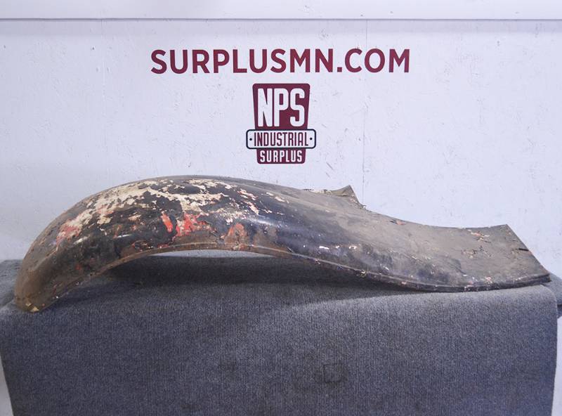 lot 175 image: FORD Model A Front Driver Side Fender