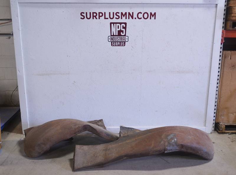 lot 177 image: FORD Model A Front Passenger and Driver Side Fenders