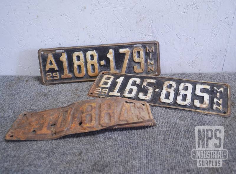 lot 203 image: (3) 1929 and 1930 MN License Plates