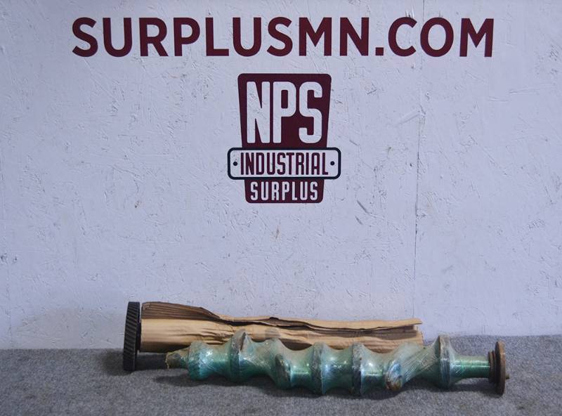 lot 211 image: FORD Model A L-Head I4 Crankshaft and Camshaft