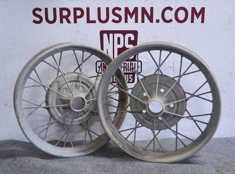 lot 220 image: Pair of FORD Model A 21 Rims 1928-29