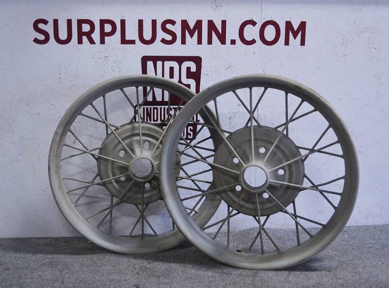 lot 221 image: Pair of FORD Model A 21 Rims 1928-29