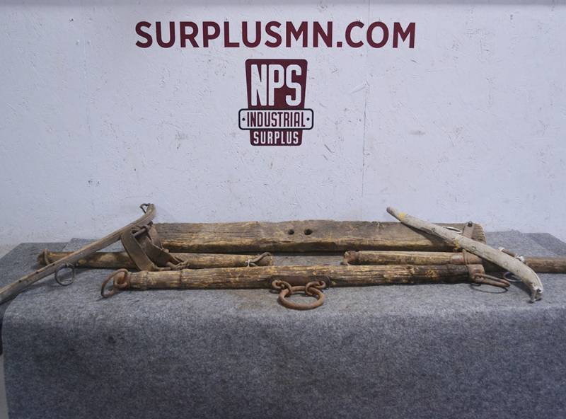 lot 248 image: Lot of Antique Wagon Eveners and Parts