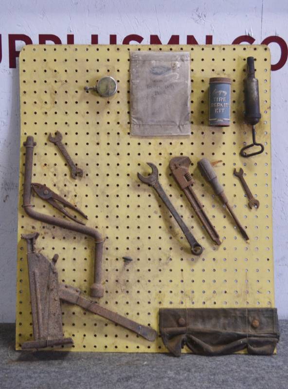 lot 260 image: Display of Tools and FORD Model A Instruction Book