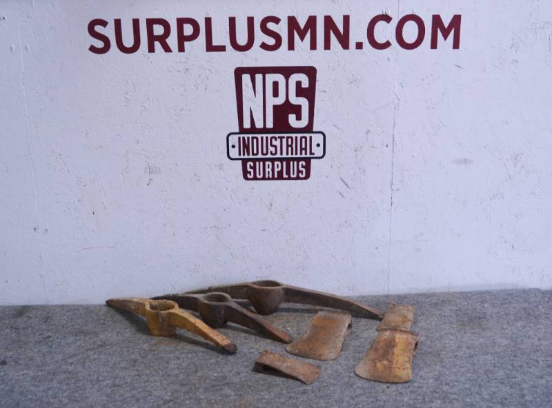 lot 263 image: Lot of Vintage Axe and Pick Axe Heads