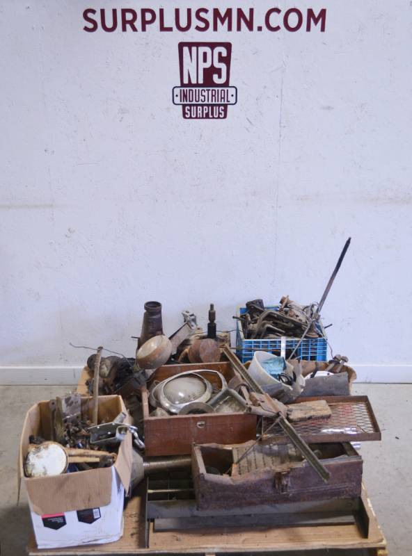 lot 278 image: Pallet Lot of Assorted Parts - Hardware - Lights and More