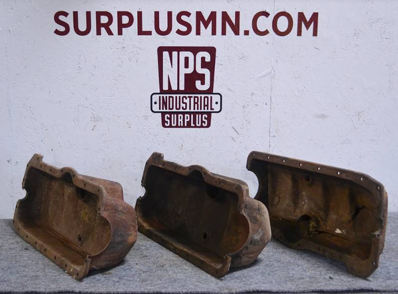 lot 291 image: (3) FORD Model A L-Head Inline 4 Cylinder Engine Oil Pans