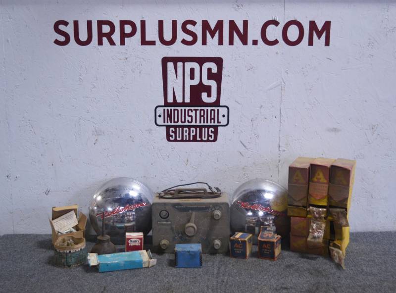 lot 298 image: Heathkit Condenser Checker - NOS Parts - Hubcaps