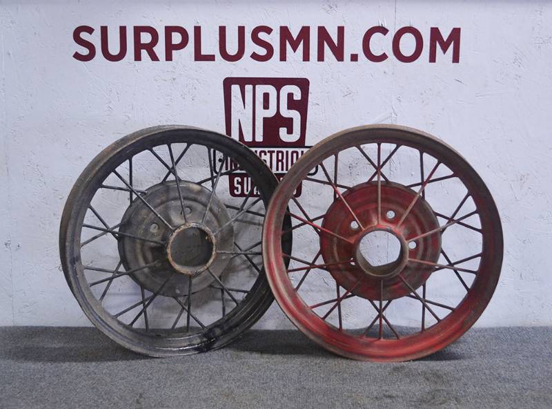 lot 300 image: Pair of FORD Model A Rims 19 1930-31