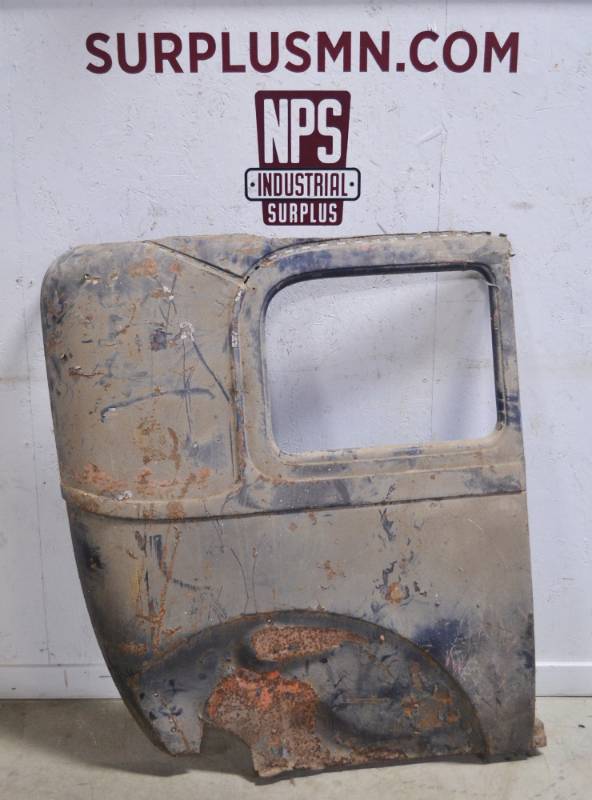 lot 31 image: Ford Model A Body Passenger Side Panel
