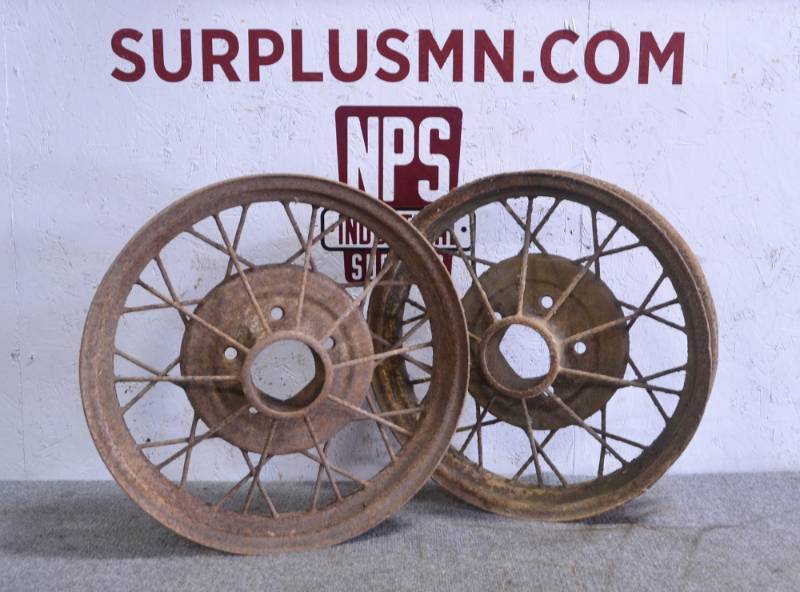 lot 329 image: Pair of FORD Model A Rims 19 1930-31