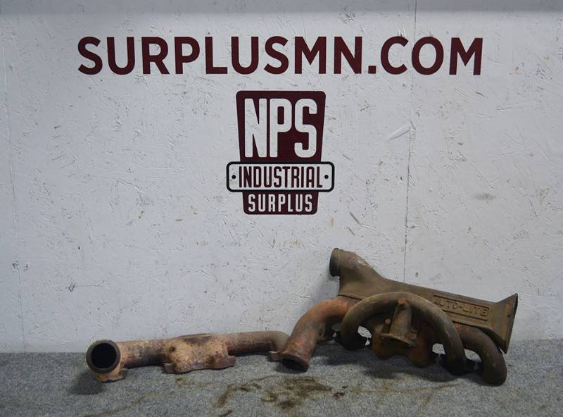 lot 370 image: (2) FORD Model A Intake  Exhaust Manifolds - Auto-Lite Heater