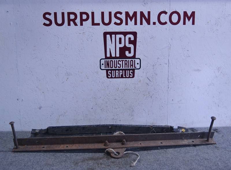lot 400 image: (2) Hitches for Vintage Vehicles