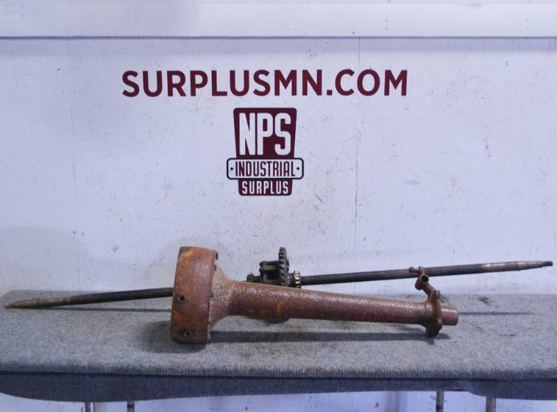 lot 404 image: FORD Model A Rear Axle Assembly Parts