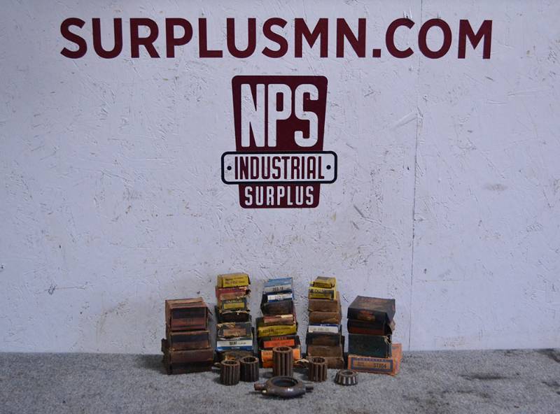 lot 420 image: Huge Lot of New Old Stock Bearings