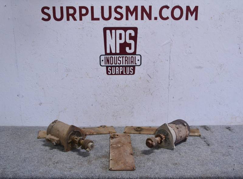 lot 422 image: FORD Model A Side Valve Covers and Starters