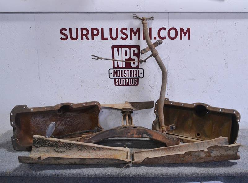 lot 426 image: Lot of FORD Model A Oil Pans and Other Parts