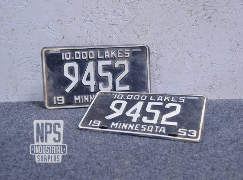 lot 430 image: Pair of MN 1953 License Plates