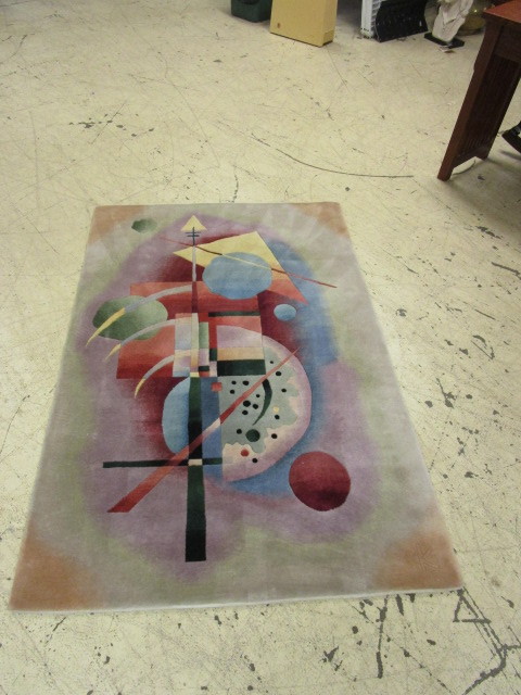 lot 105 image: HANDMADE AREA WOOL PILE RUG