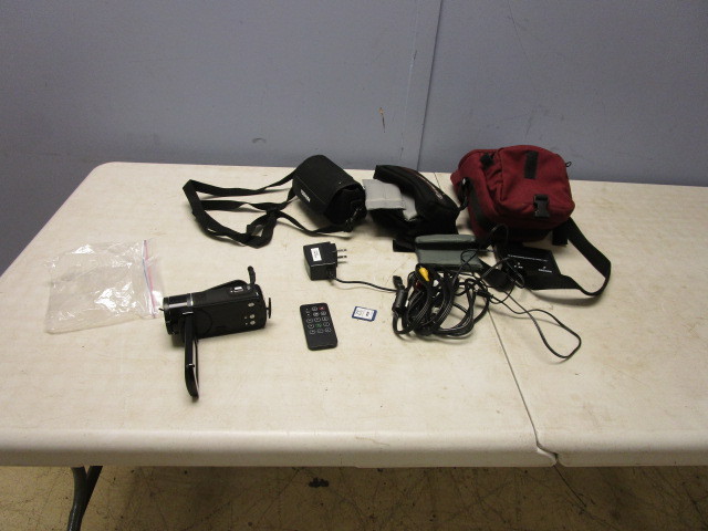 lot 136 image: TOSHIBA CAMILEO CAMCORDER