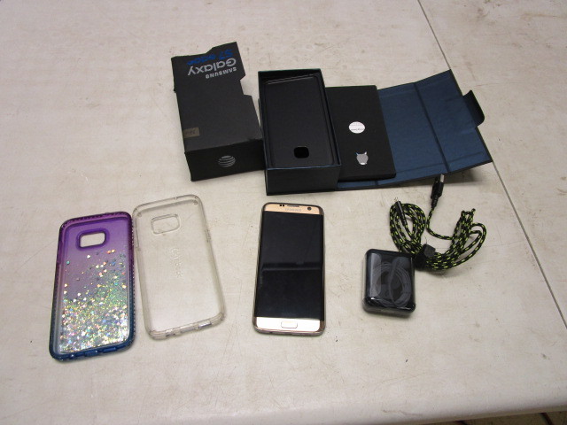 lot 138 image: SAMSUNG GALAXY 7 EDGE PHONE