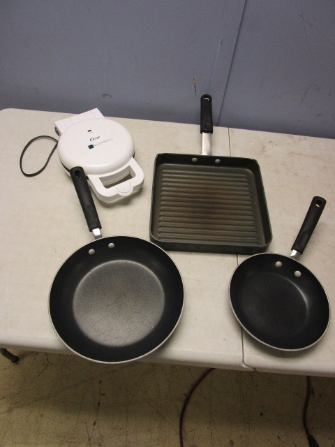 lot 144 image: OSTER WAFFLE MAKER AND PANS