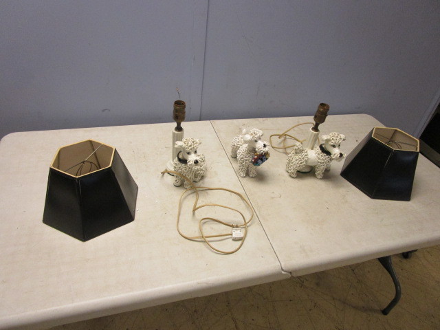 lot 149 image: DOG LAMPS AND STATUE