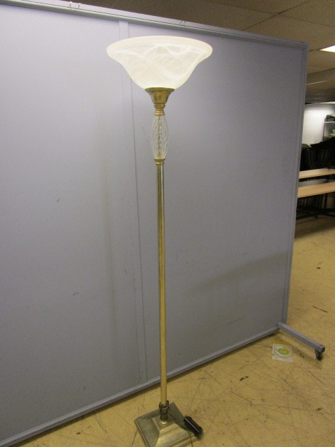 lot 148 image: FLOOR LAMP