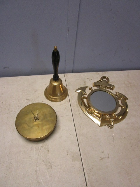 lot 157 image: NAUTICAL DECOR