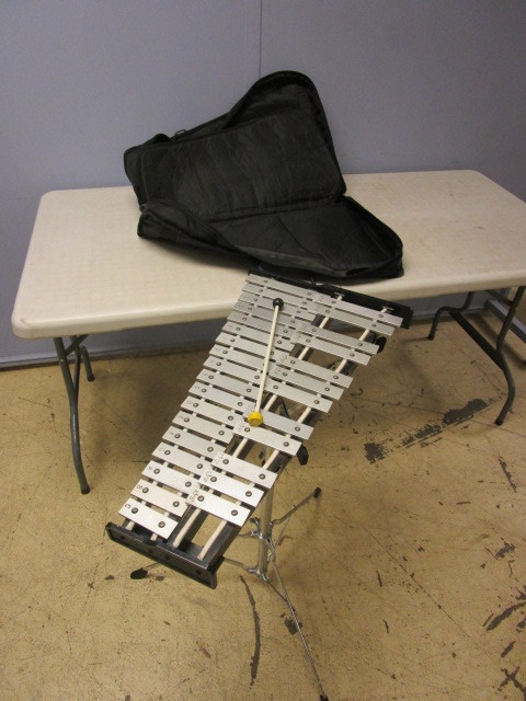 lot 167 image: KAMAN XYLOPHONE WITH CASE AND STAND