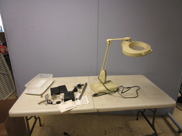 lot 178 image: JEWELRY INSPECTION AND SIZING TOOLS