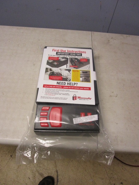 lot 179 image: NEW HORNADY GUN SAFE