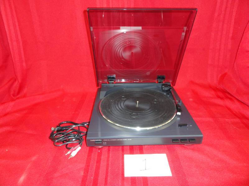 lot 1 image: New Audio-Tecnia AT- LP2D LP to Digital Recording System