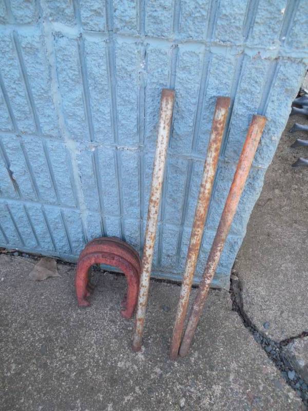 HORSE-SHOE LOT