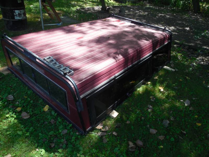 8 FOOT TRUCK TOPPER