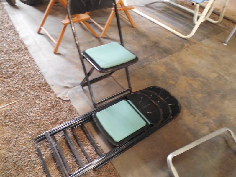 (4) MATCHING CHAIRS