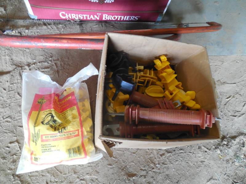 GARAGE LOT
