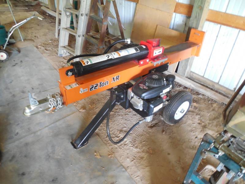 BRAVE 22 TON HYDRAULIC WOOD SPLITTER W HONDA ENGINE