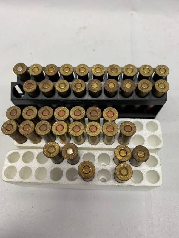lot 18 image: 40 Rounds Winchester 30-30 Ammo Ammunition