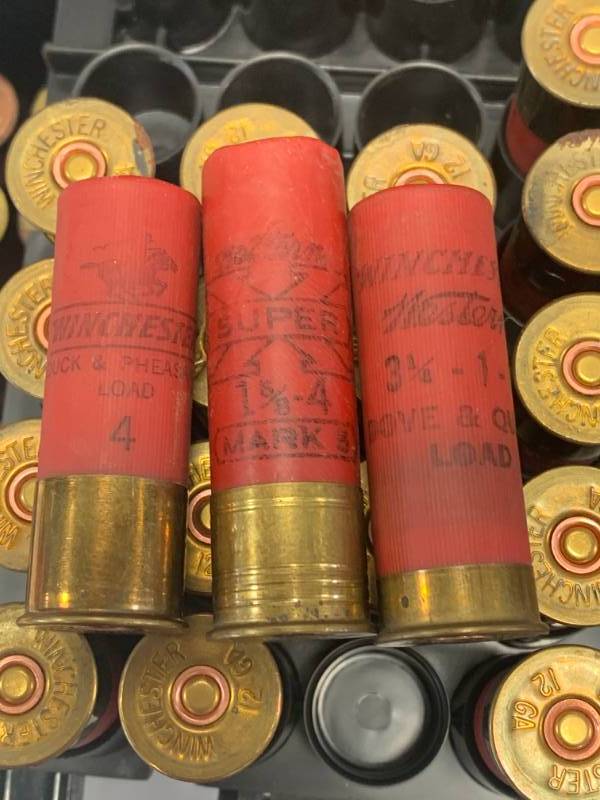 lot 43 image: Lot of 51 Misc. 12 Gauge Shotgun Shells