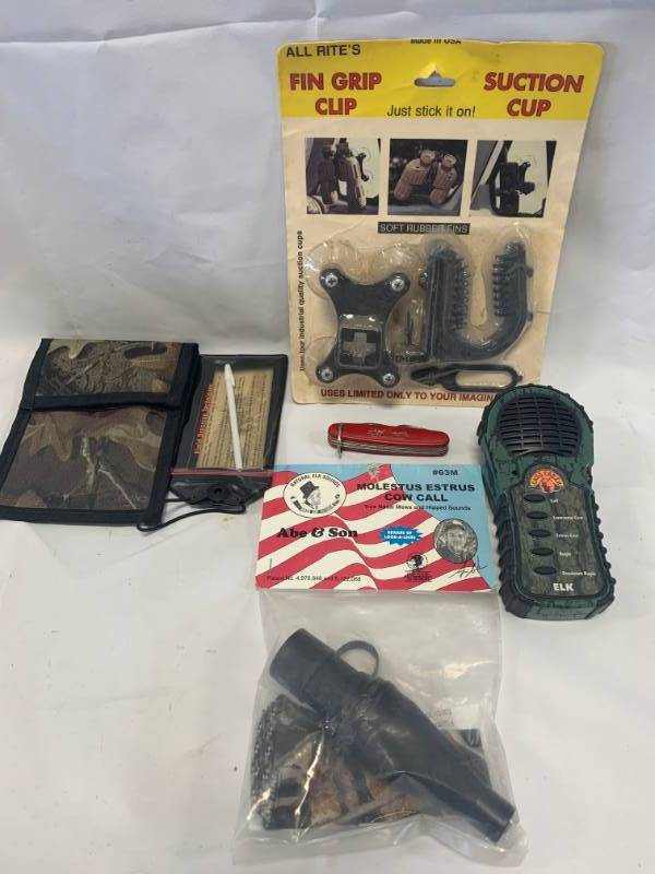 lot 48 image: Elk & Cow Call & Misc.