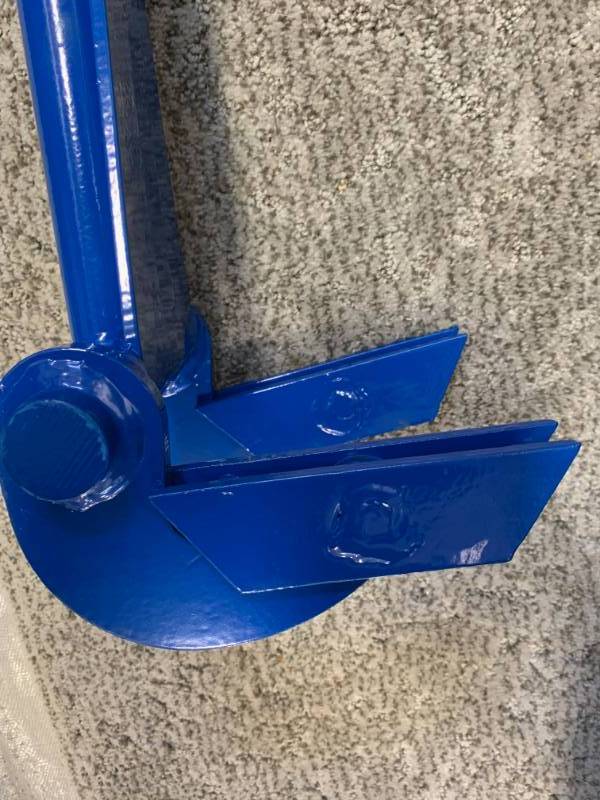 lot 21 image: New Deluxe Pallet Buster  Skid Breaker  $99 Retail