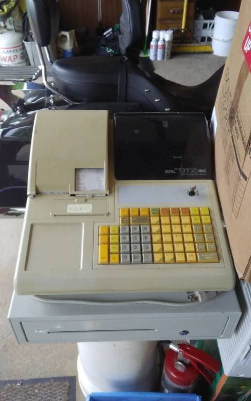 lot 1 image: Royal  9155 SC Cash Register With Drawer & Key