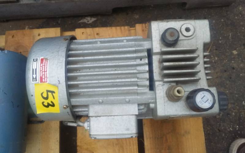 lot 53 image: Werie Pump (Specs Not In English)