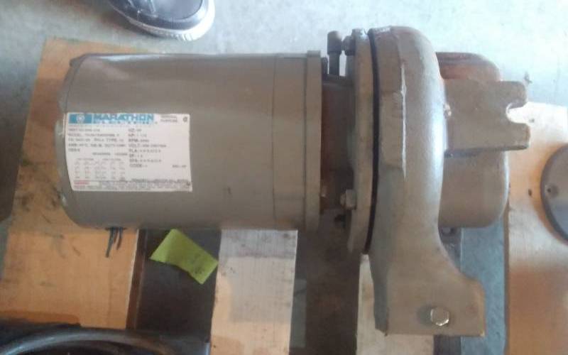 lot 73 image: Marathon 1-12 HP Electric Motor