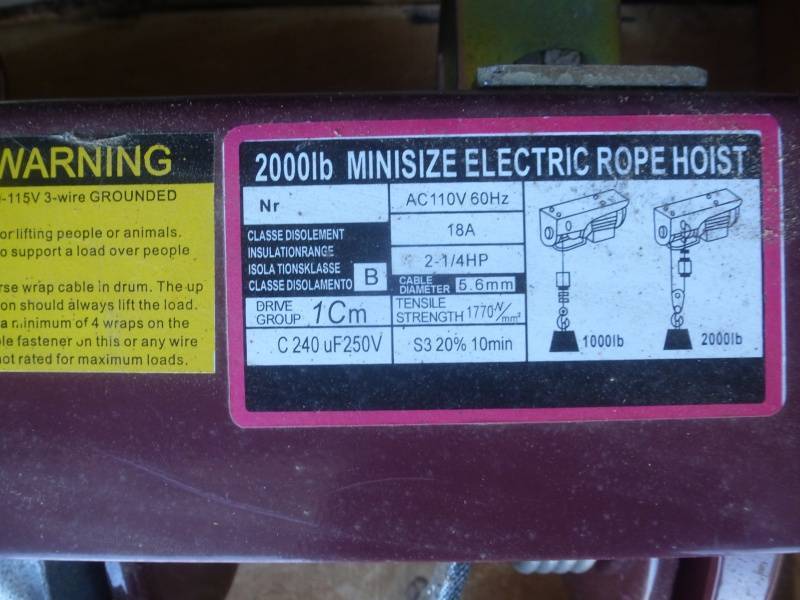 lot 15 image: Electric Rope Hoist