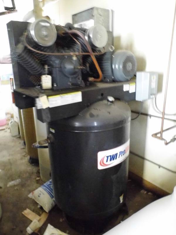 TWI Proline Air Compressor